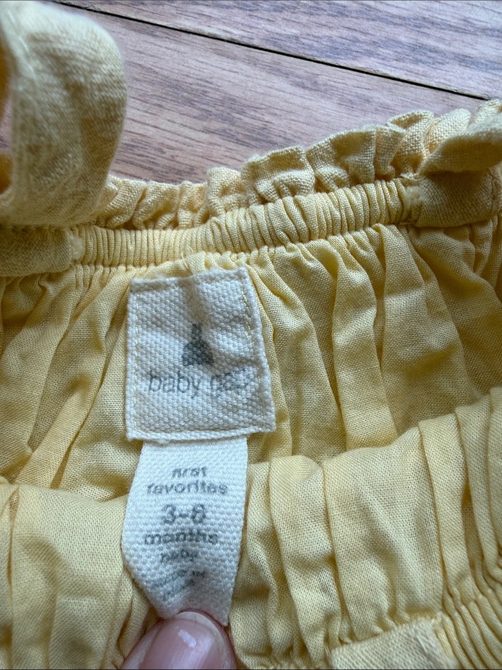 Baby Gap Soft Yellow Girls' Smocked Tank and Bloomers Set - 3-6 months